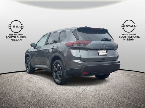 Certified 2026 Nissan Rogue SV AWD/4WD image 7