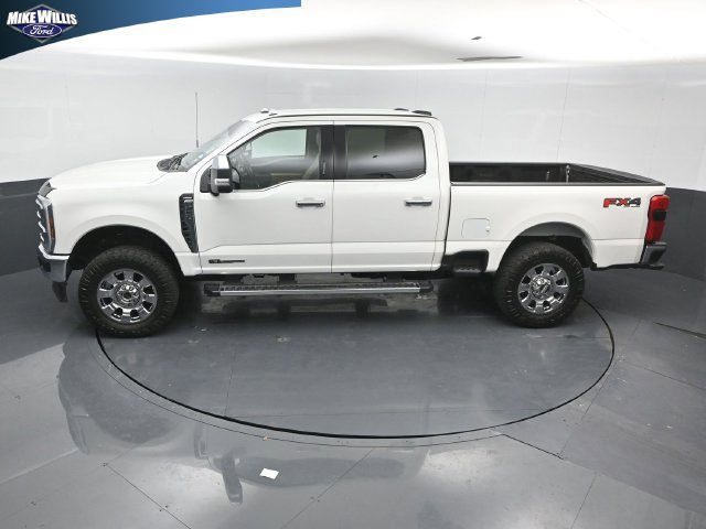 Used 2024 Ford F250 Lariat w/ Chrome Package AWD/4WD image 12