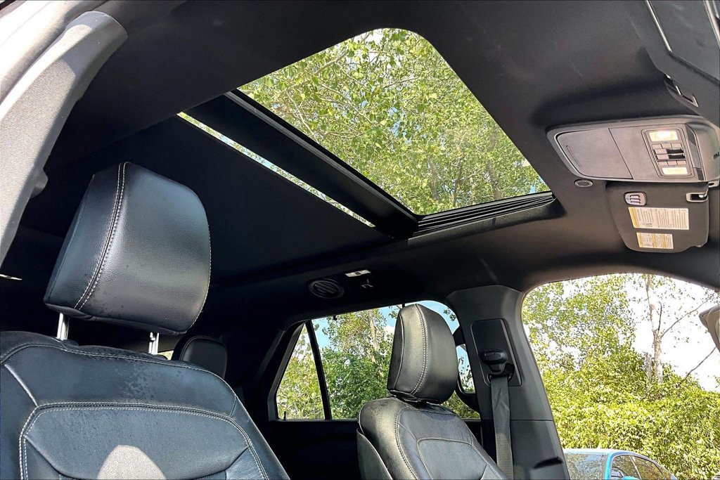 Used 2020 Ford Explorer Limited RWD image 21