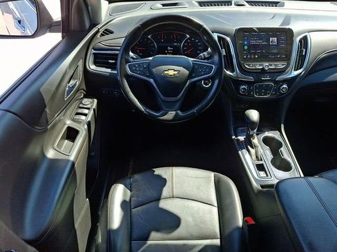 Used 2022 Chevrolet Equinox Premier image 13