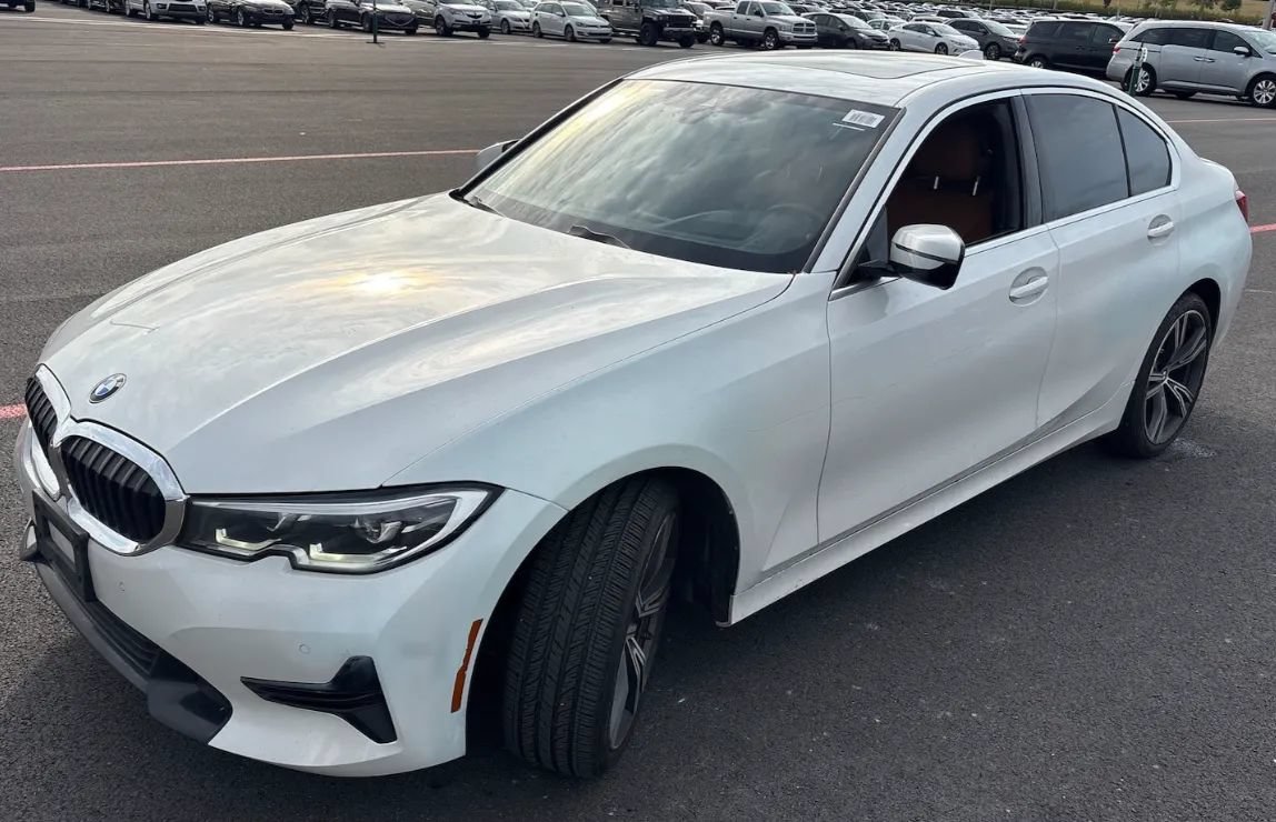 Used 2020 BMW 330i xDrive Sedan w/ Premium Package AWD/4WD image 3