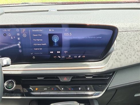 New 2025 Buick Envision Sport Touring image 27