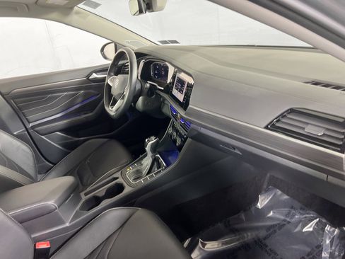 Used 2022 Volkswagen Jetta SEL image 29
