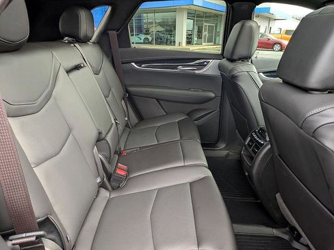 New 2026 Cadillac XT5 Premium Luxury w/ LPO, ONYX Package image 30