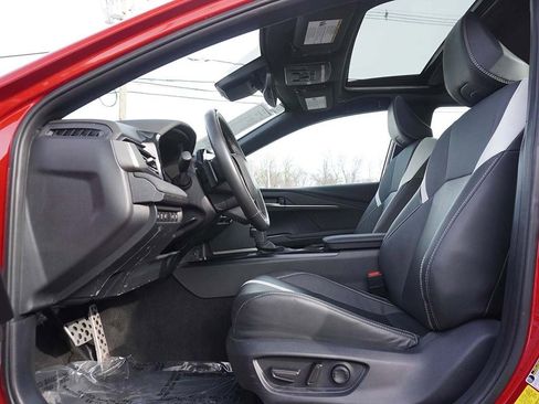 Used 2025 Toyota Camry SE w/ Multimedia Upgrade Package image 31