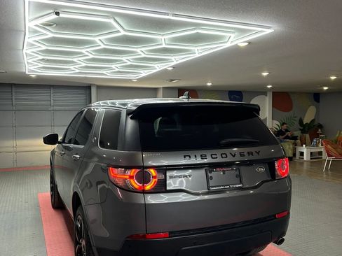 Used 2016 Land Rover Discovery Sport HSE AWD/4WD image 4