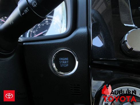 Certified 2021 Toyota 4Runner TRD Off-Road Premium w/ Moonroof Package image 19