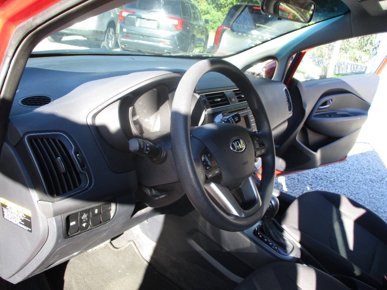 Used 2017 Kia Rio LX w/ Power Package FWD image 18