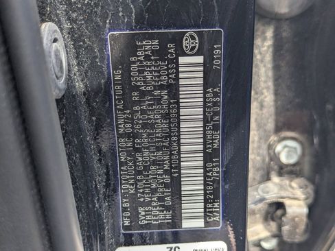 Used 2025 Toyota Camry SE AWD/4WD image 33