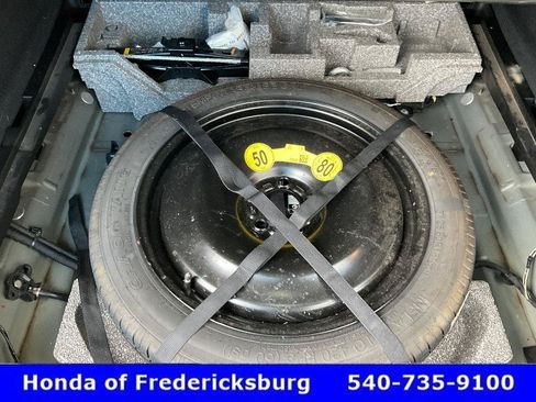 Used 2018 Volvo XC60 T6 Momentum w/ Advanced Package AWD/4WD image 24
