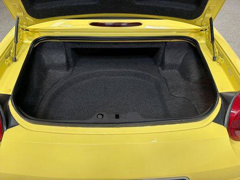 Used 2002 Ford Thunderbird RWD image 43