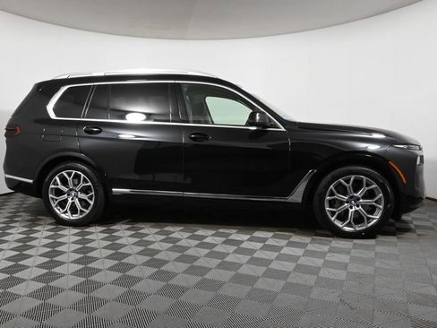 Certified 2024 BMW X7 xDrive40i w/ Premium Package image 8