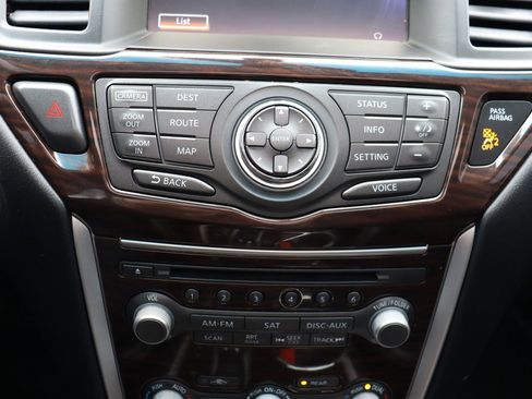 Used 2014 Nissan Pathfinder Platinum w/ Platinum Premium Package image 40