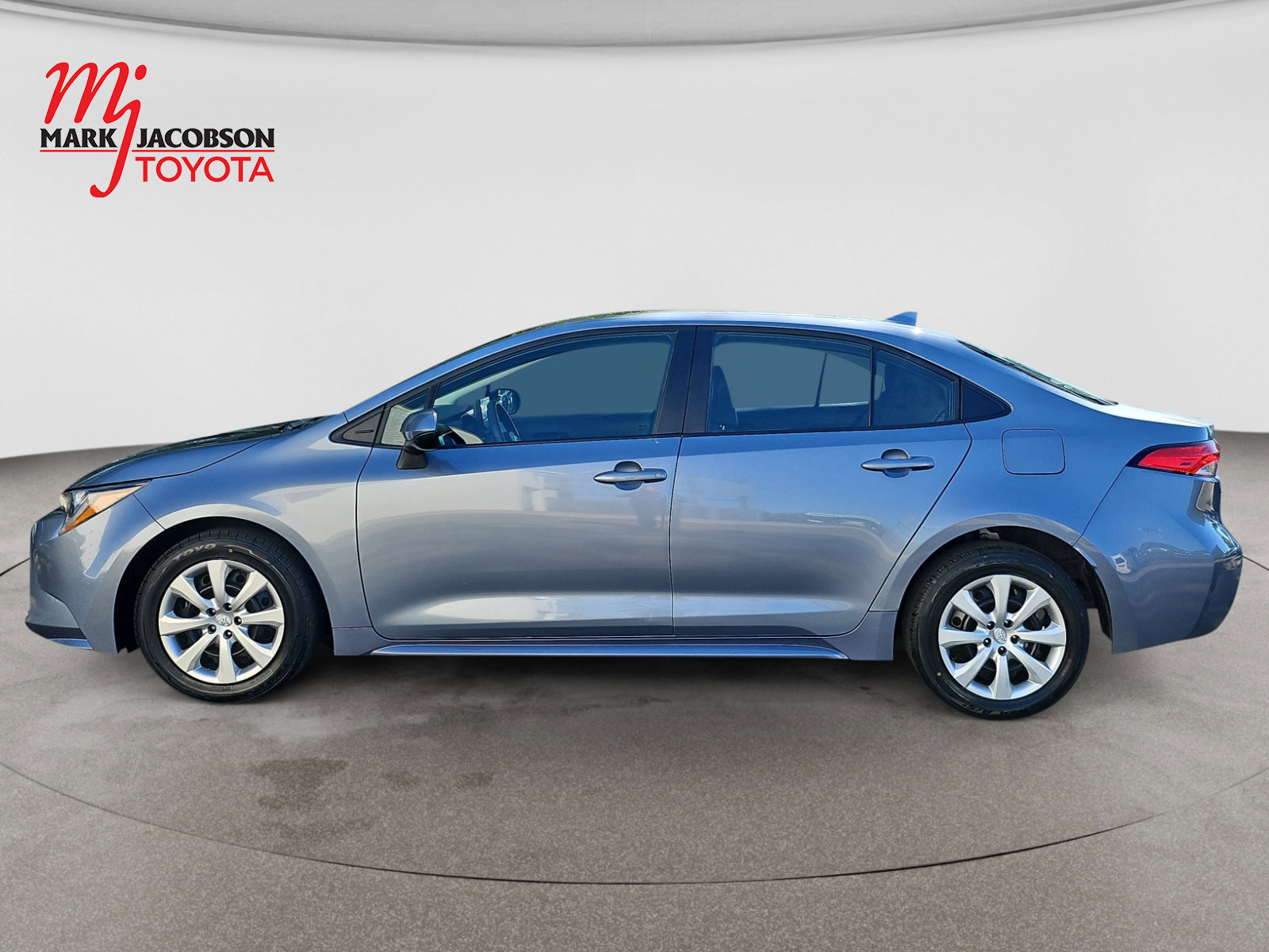 Used 2025 Toyota Corolla LE FWD image 15