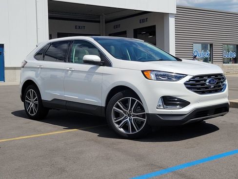 Certified 2024 Ford Edge Titanium w/ Equipment Group 301A AWD/4WD image 37