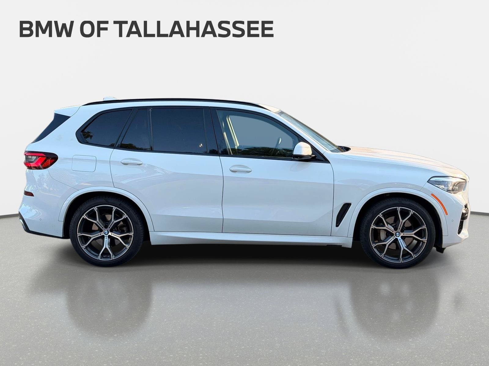 Used 2021 BMW X5 sDrive40i w/ M Sport Package RWD image 5