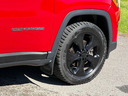 Used 2018 Jeep Compass Sport AWD/4WD image 9