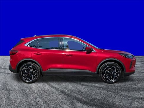 Certified 2025 Ford Expedition Platinum w/ Platinum Ultimate Package image 3