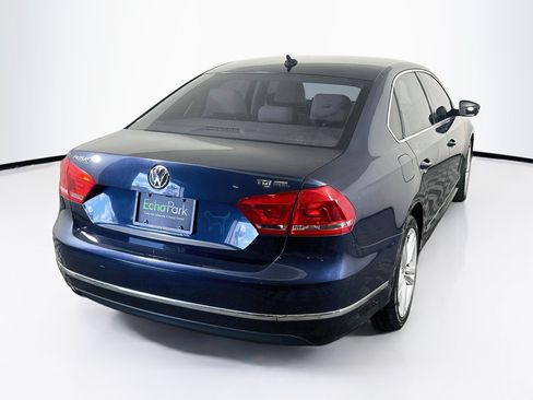 Used 2015 Volkswagen Passat TDI SEL Premium FWD image 9