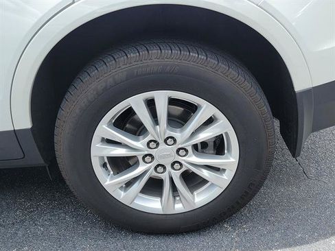 Certified 2022 Cadillac XT5 Luxury FWD image 5