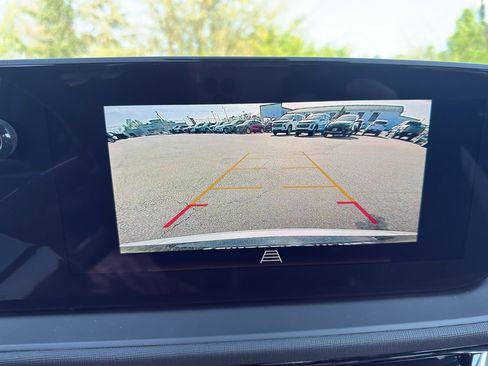 New 2026 Buick Envista Sport Touring image 12