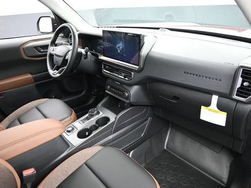 New 2026 Ford Bronco Sport Outer Banks w/ Sasquatch Outer Banks Package AWD/4WD image 24