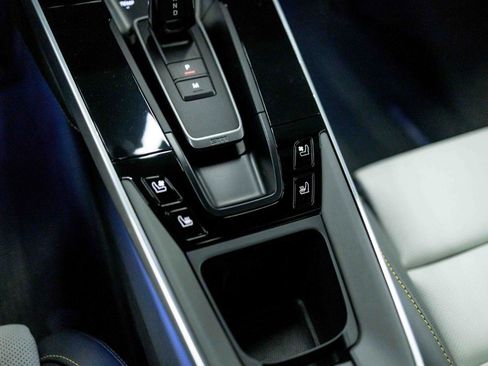 Used 2022 Porsche 911 Turbo S AWD/4WD image 65