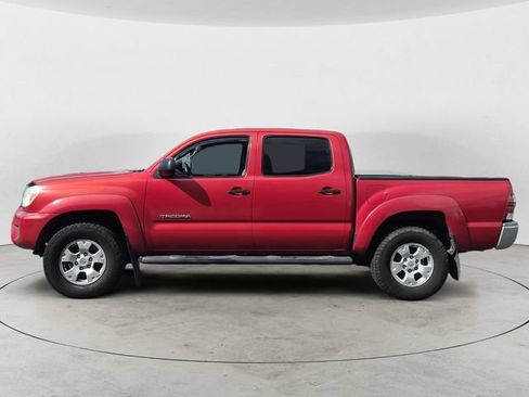 Used 2013 Toyota Tacoma 4x4 Double Cab w/ TRD Off-Road Pkg image 8