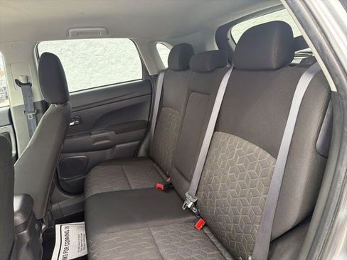 Used 2024 Mitsubishi Outlander Sport ES image 15