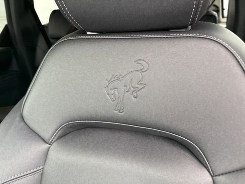 New 2025 Ford Bronco Badlands w/ Sasquatch Package AWD/4WD image 20