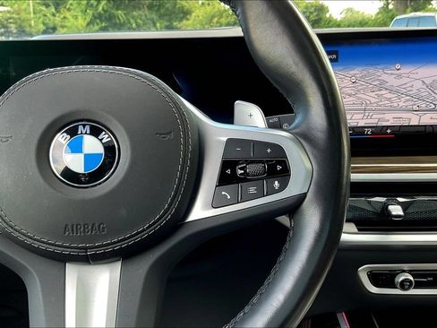 Used 2023 BMW X7 xDrive40i AWD/4WD image 11