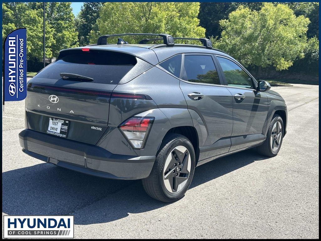 Used 2024 Hyundai Kona SEL FWD image 7