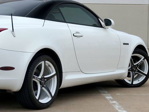 Used 2006 Lexus SC 430 Convertible image 34