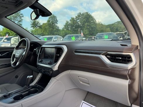 Used 2017 GMC Acadia SLT AWD/4WD image 21