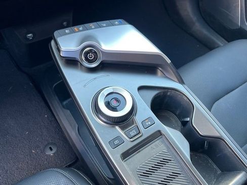 Certified 2024 Kia EV6 Wind w/ Wind Technology Package image 22