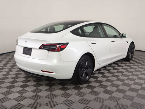 Used 2023 Tesla Model 3 Standard Range image 5