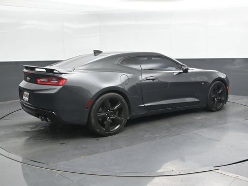 Used 2016 Chevrolet Camaro SS RWD image 3