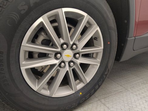 Used 2022 Chevrolet Traverse LT AWD/4WD image 31