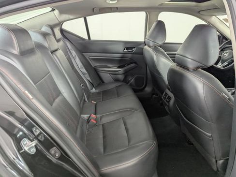 Used 2023 Nissan Altima 2.5 SR AWD/4WD image 17