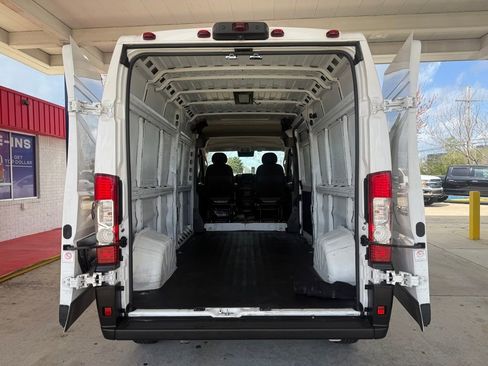 Used 2023 RAM ProMaster 2500 image 20