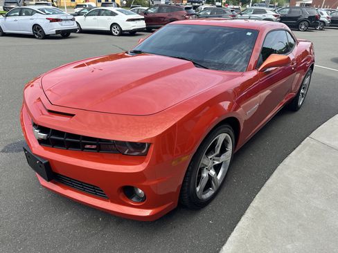 Used 2011 Chevrolet Camaro SS w/ RS Package RWD image 4