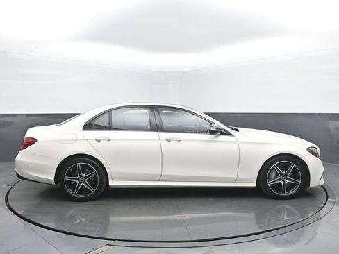 Used 2018 Mercedes-Benz E 300 4MATIC image 6