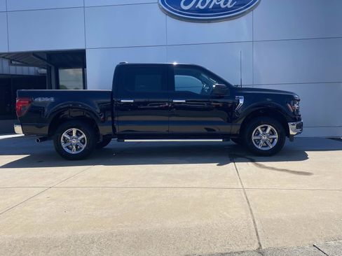 Used 2025 Ford F150 XLT w/ Equipment Group 301A Standard AWD/4WD image 3
