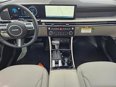 New 2026 Hyundai Tucson SEL FWD image 15