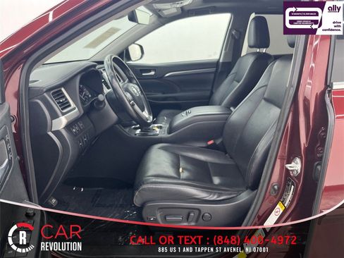 Used 2017 Toyota Highlander Limited w/ Protection Package #3 AWD/4WD image 36