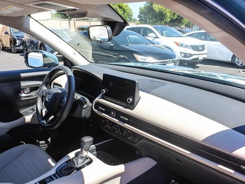 Used 2024 Honda HR-V LX image 21