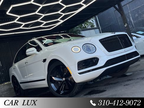 Used 2020 Bentley Bentayga AWD/4WD image 38