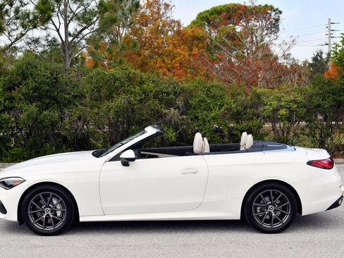 Used 2024 Mercedes-Benz CLE 300 4MATIC Cabriolet w/ Driver Assistance Package image 33