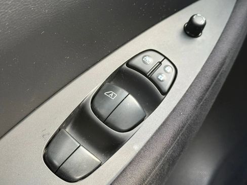 Used 2014 Nissan Leaf S w/ Charge Package image 23