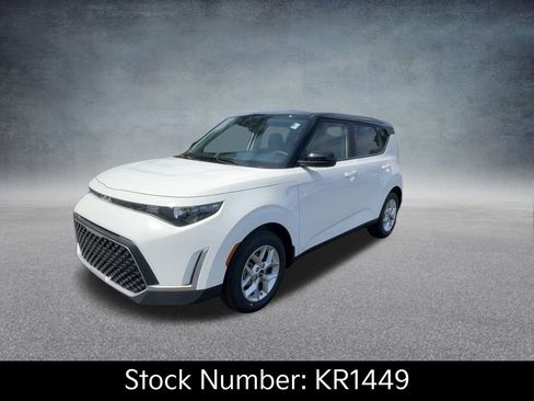 New 2025 Kia Soul S image 8